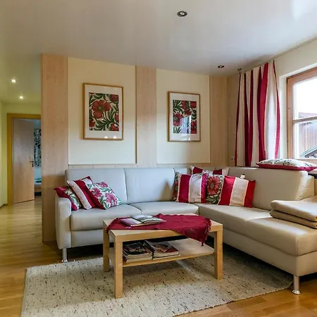 Haus Battlogg Apartament